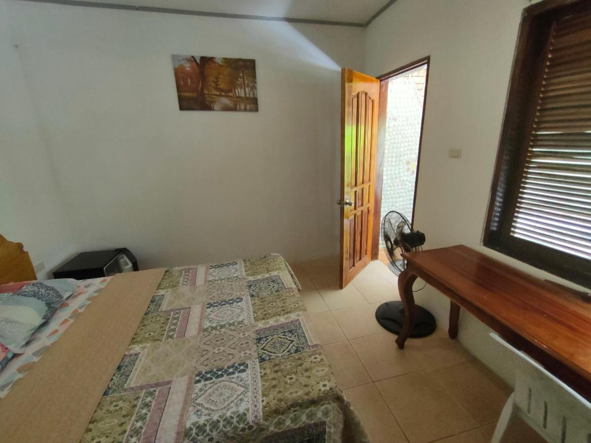 Moalboal T Breeze Coastal Resort Bagian luar foto